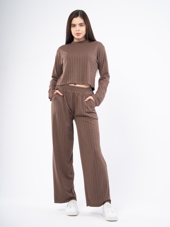 Костюм женский с длинным рукавом из лапши