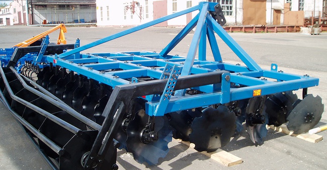 Агрегат дисковый полуприцепной ДА-4х4П