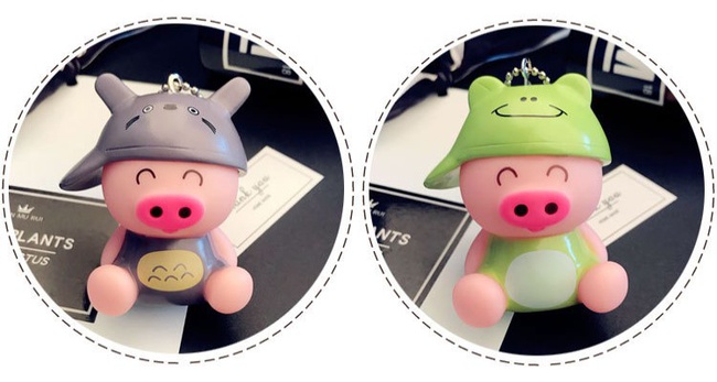 Брелок "Поросенок в кепке"