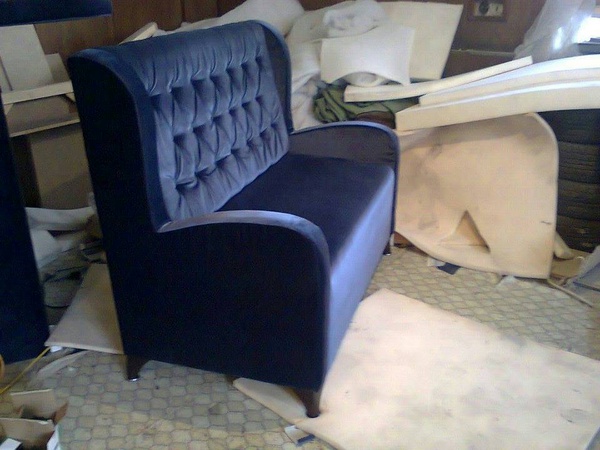 Диван для кафе