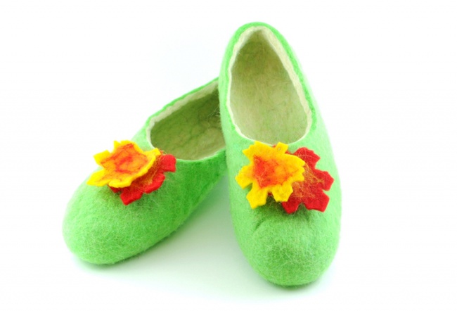 Мягкие домашние тапочки «Листочки»