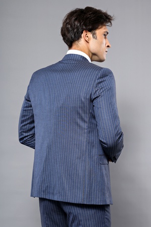 Классический костюм тройка в полоску темно-синего цыета  TK-62120-168-21