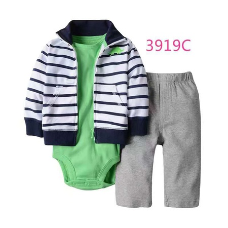 Üç parçalı set, rüzgarlık artı pantolon ve bodysuit