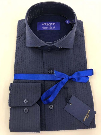 Erkeklerin gömlekleri