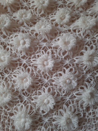 Шаль ручной вязки