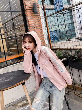 женская ветровка