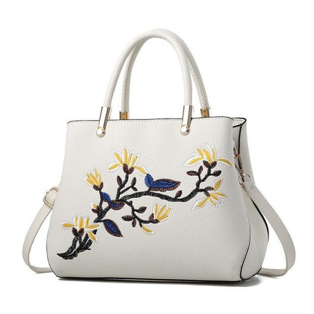 women handbag with embroidery top quality