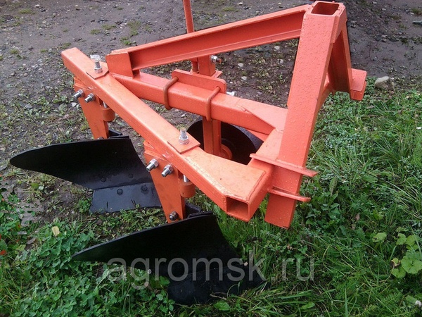 Двухкорпусный плуг ПН-25х2
