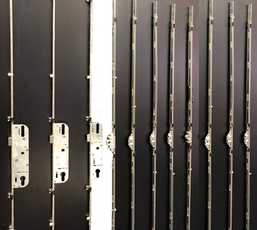 ÜRÜNLER İÇİN PVC PROFİLLERİN TOPTAN VE PERAKENDE SATIŞI. PENCERELER, KAPILAR. PENCERELER, KAPILAR İÇİN DONANIM SATIŞI. CAM, PENCERELER.