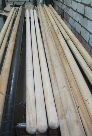 Древко черенок багровище для опорного инструмента багра рогача ДИН-61-3КП