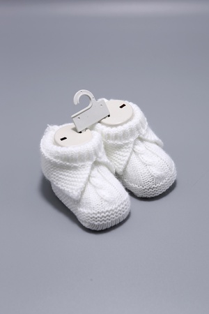 TRİKO İNCE SAC ÖRGÜ YAKALI BEBEK PATİK