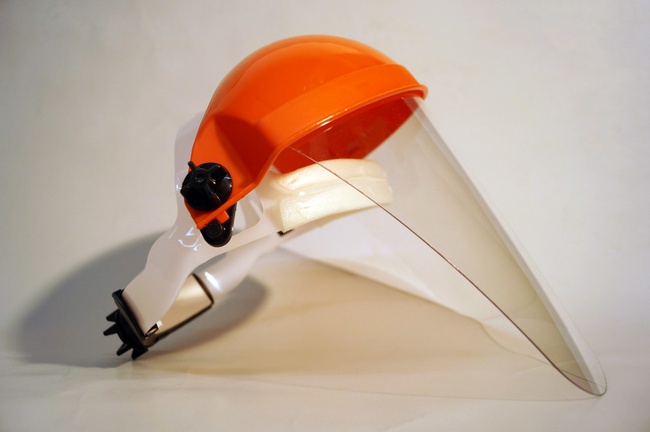 Щиток защитный