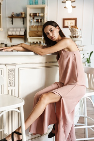 Женский сарафан на брительках