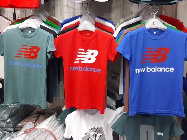 8 ila 13 yaş arası çocuklar için tişörtler