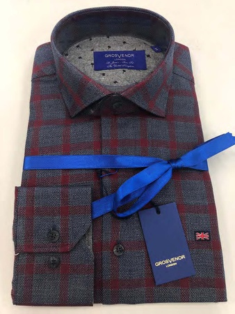 Erkeklerin gömlekleri