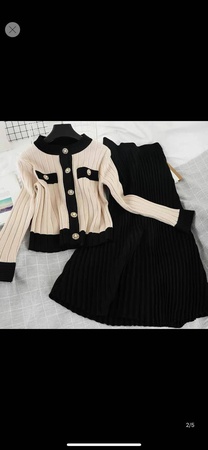 Очень красивые двойки и платья.