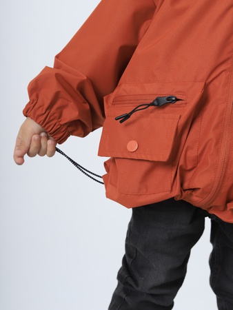 Kapüşonlu çocuk rüzgarlığı