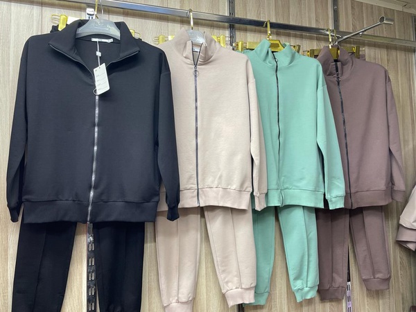 Üç parçalı eşofman "Belle"