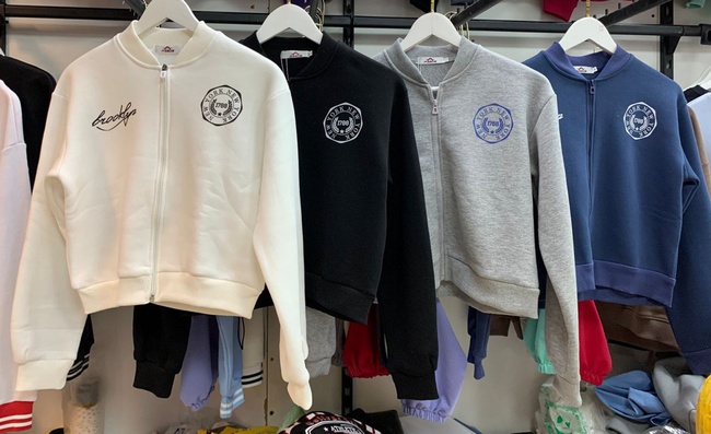 Бомбер укороченый