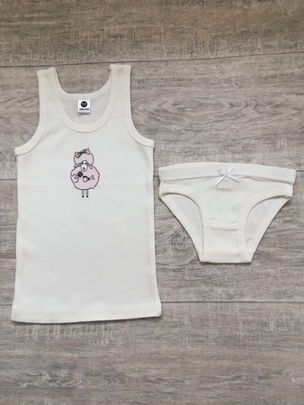 Kız ve erkek çocuklar için iç giyim ürünleri