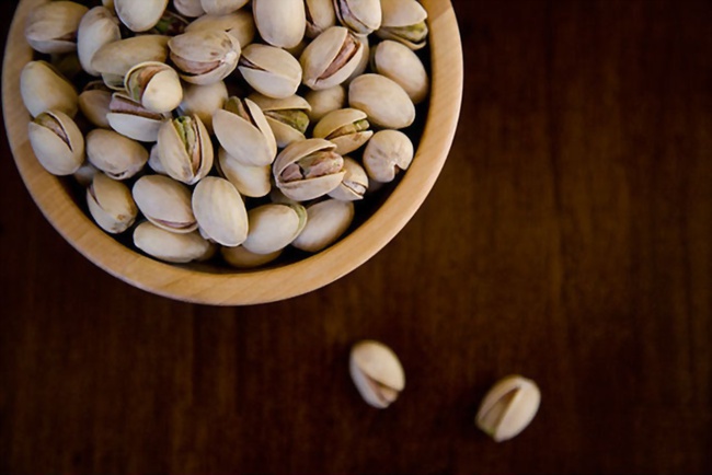 Pistachios, type: /jumbo (kale ghoochi)