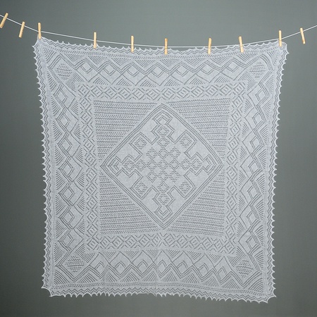 100-01 örümcek ağı ajurlu tüylü beyaz