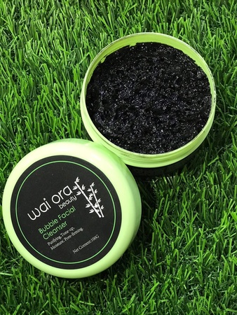 Bambu kömürlü kabarcık temizleyici