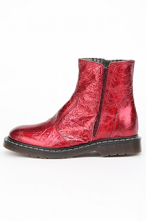 Kırmızı bilekte bot n067