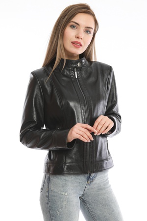 Кожаная куртка женская - Slim Fit
