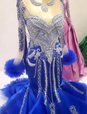 Гламурные вечерние платья