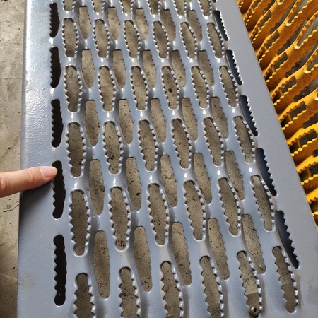 Galvanized Iron Safety Grating