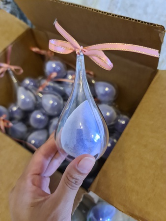 Kremsi mikrofiber dokuları uygulamak için sünger (güzellik blenderi)!