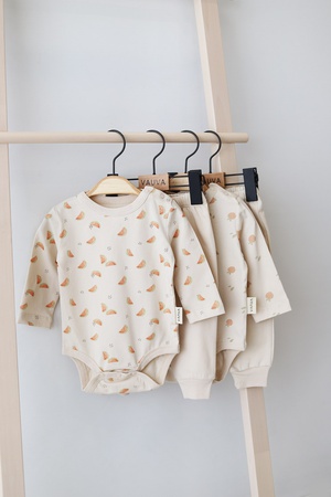 %100 pamuktan üretilmiş çocuk ikilisi