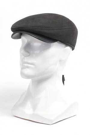 Кепка из замши 010114