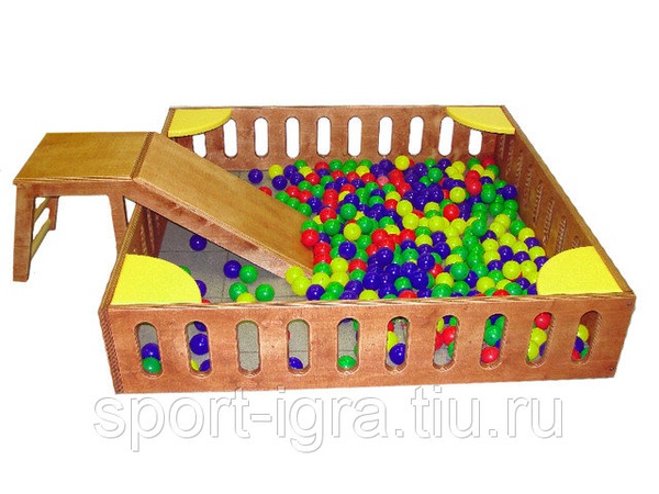 Kaydırmalı oyun parkı