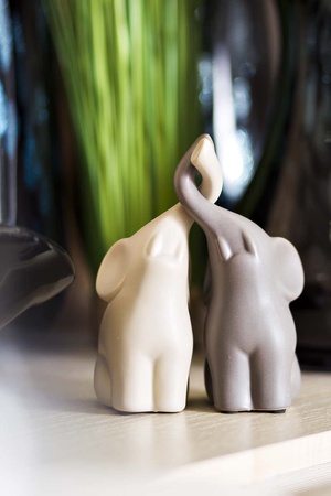 СТАТУЭТКА "СЛОНИКИ"