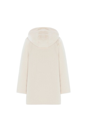 Шубы меховые с капюшоном