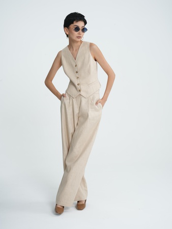 Деловой костюм-тройка П-117