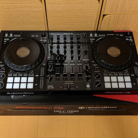 Pioneer DDJ-1000 4-х канальный DJ контроллер