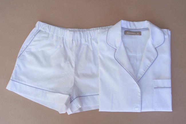 Пижама из хлопка с шортами