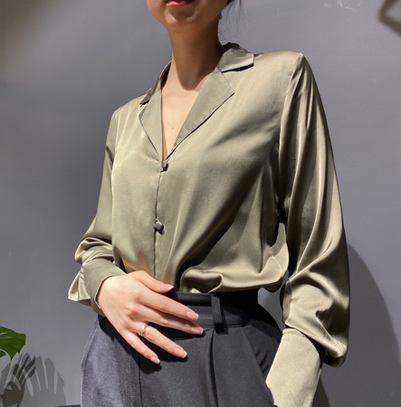 Шёлкова рубашка в молочном ,хаки и сером цветах