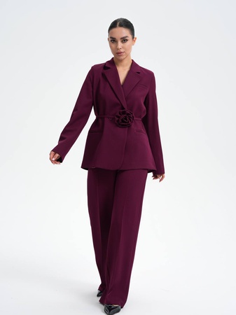 Костюм двубортный