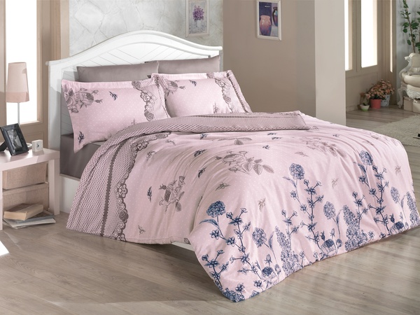 çarşaflar. yatak takımları