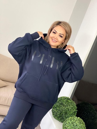 بدلة رياضية من قطعتين