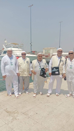 Bags and tunics for Hajj and Umrah