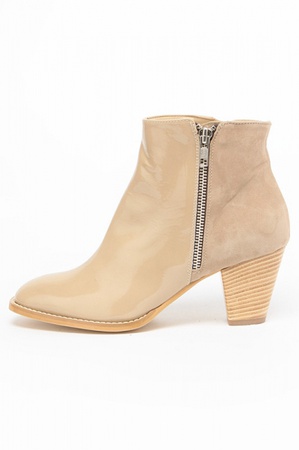 Beige Lackstiefeletten bn012