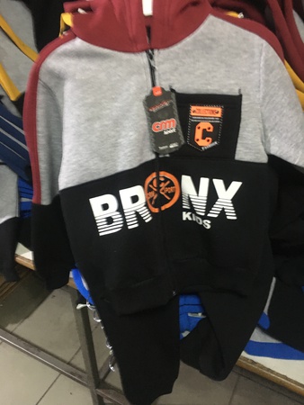 Спортивный костюм из трех нитей хлопка