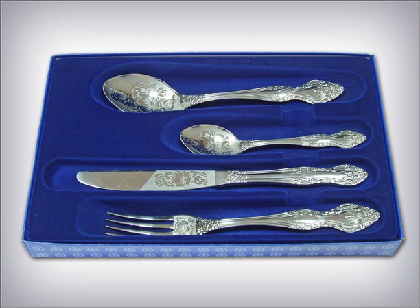 Набор столовых приборов 4 пр, ПВХ флок  М-3