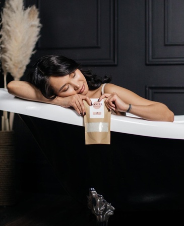 Vücut peelingi (Kahve/Hindistan cevizi, Selülit önleyici)