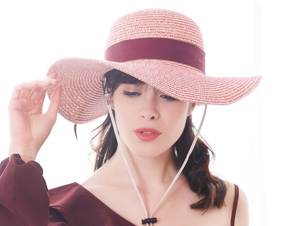 Bayanlar hasır şapka